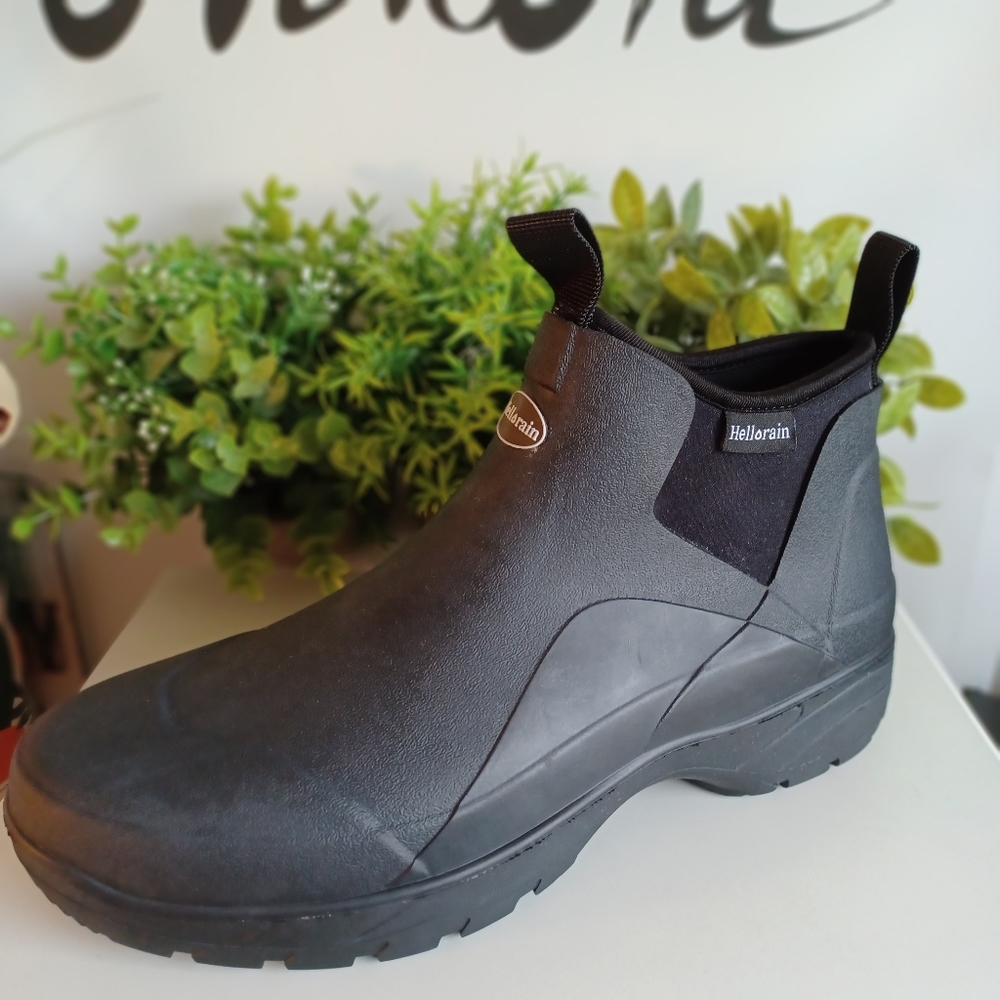 Women's Waterproof Multi Season Rubber Boots, sz 13. - Picture 9 of 11